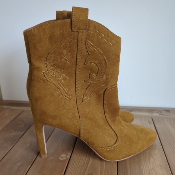 BCBGeneration Tan Faux Suede Western Ankle Boots - Picture 6 of 11